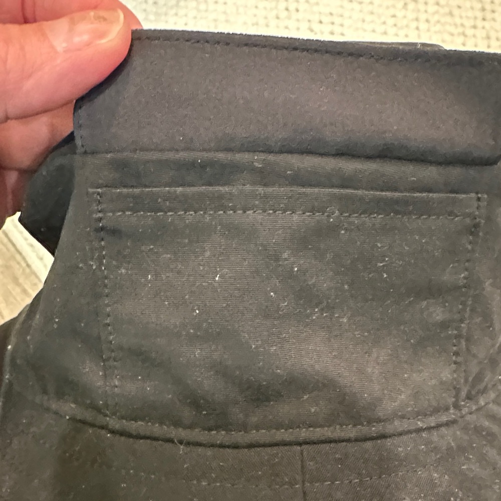 Lululemon Black Bucket Hat - Picture 3 of 8